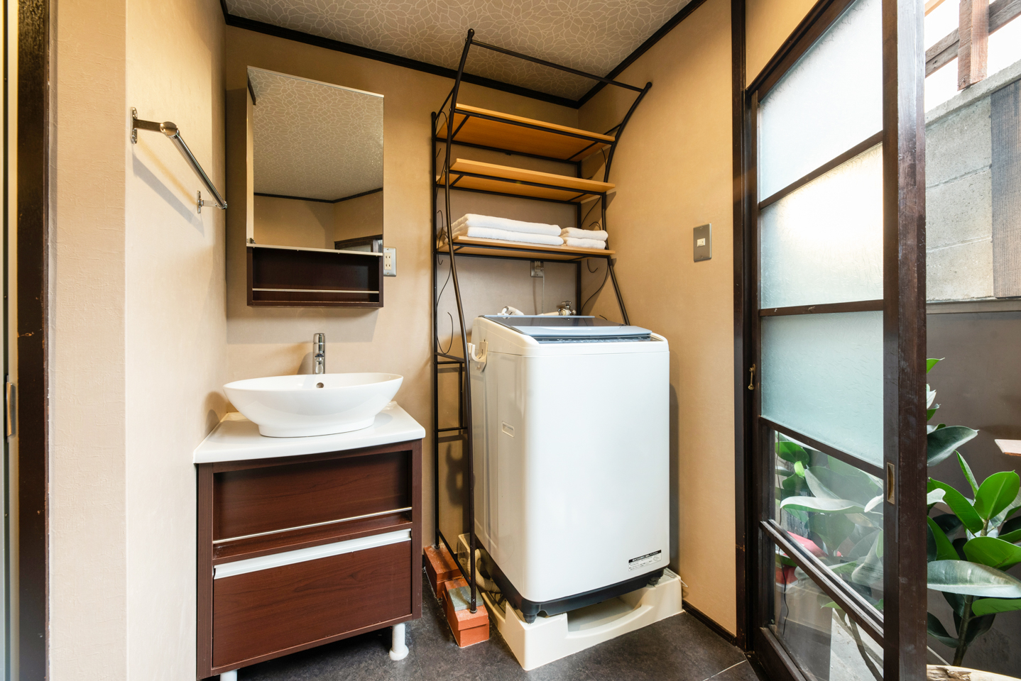 room_photo